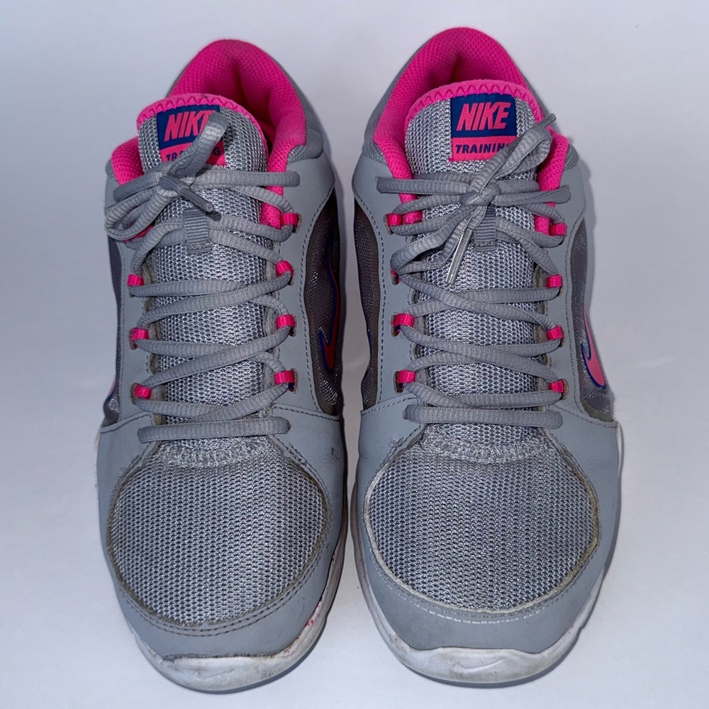Nike Womens Sneakers Training Size 9 Pink Gray White Lace Up Run Mountain Hiking